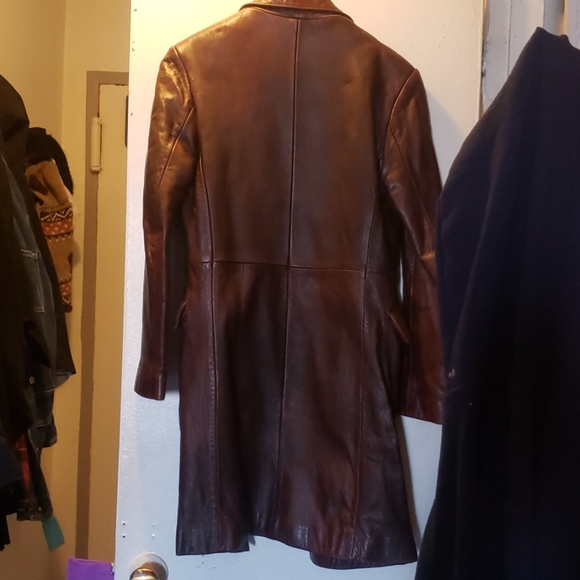 Coat - Picture 4 of 5